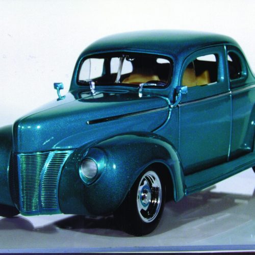 Ertl 40 Ford Custom Rod green also in blue