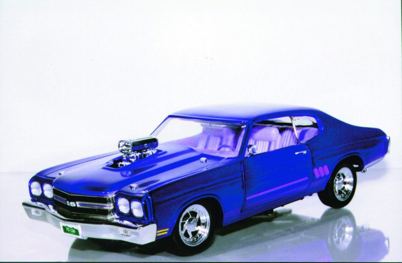 Ertl 70 Chevy Chevelle Street Machine purple