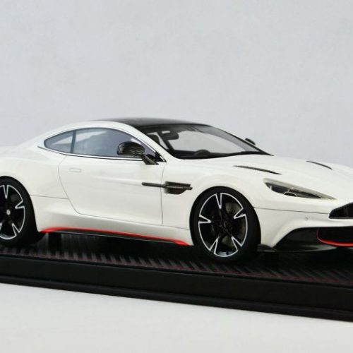 fa Aston Martin Vanquish S white 1